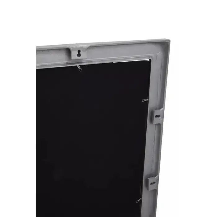 akola_silver_wall_mirror_-_web_size5.webp